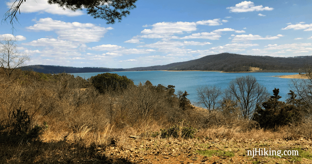 Chilly Day at Round Valley | njHiking.com