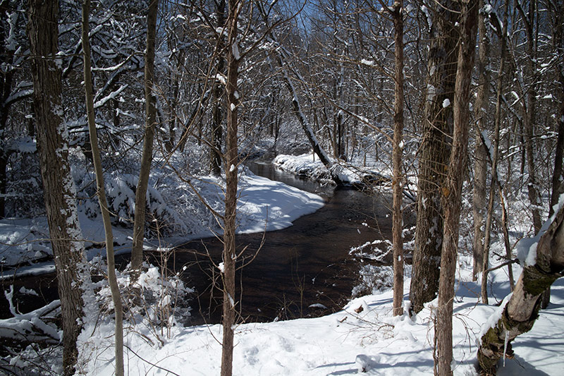 Six Mile Run Reservoir – Red Trail | njHiking.com