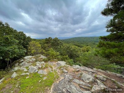 Grand Castle Loop | njHiking.com