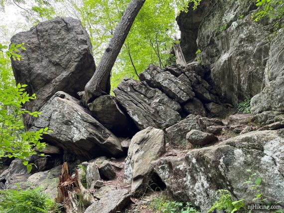 The Lemon Squeezer rock scramble on the Appalachian Trail.